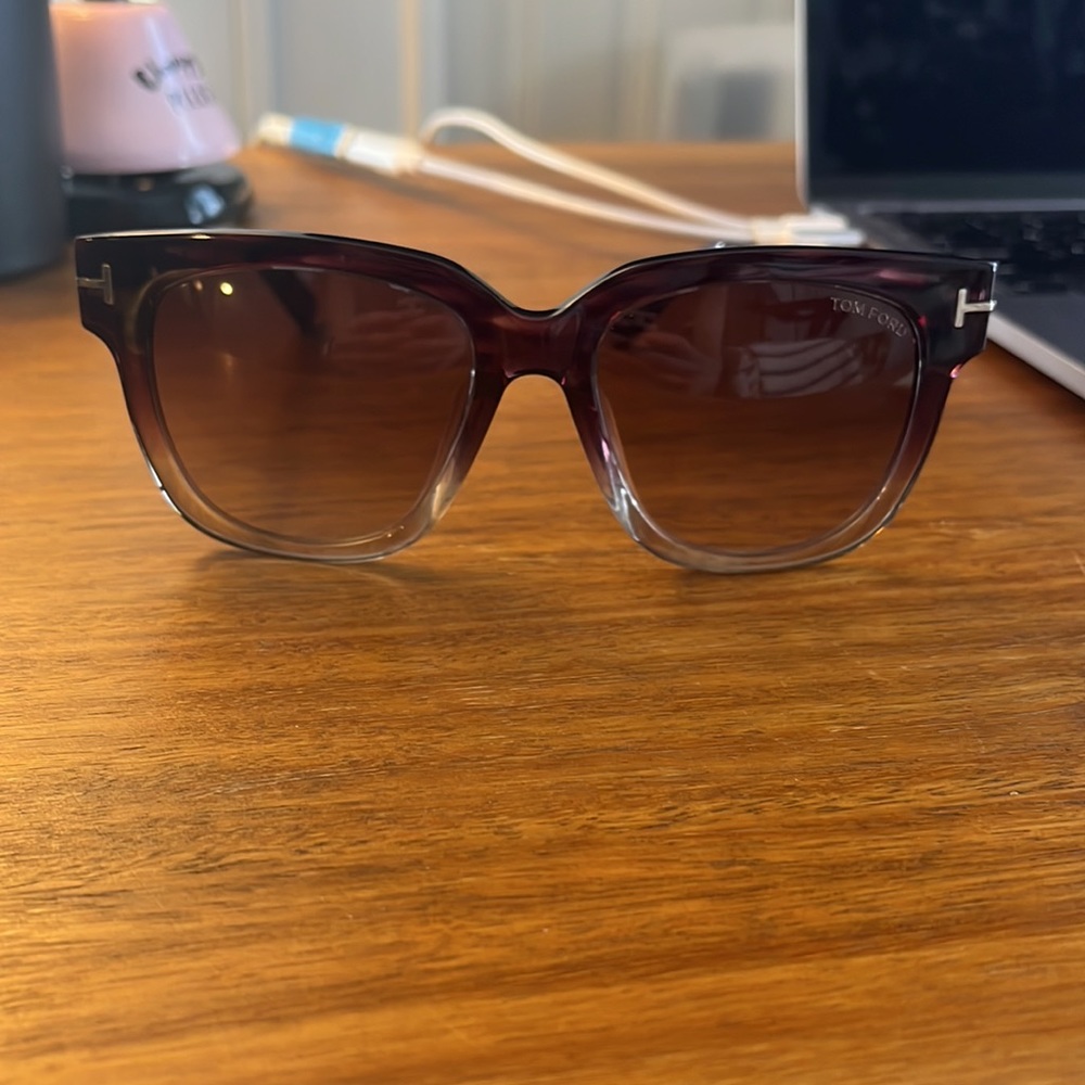 Tom Ford Womens Sunglasses with Case and Cleaning Cloth
